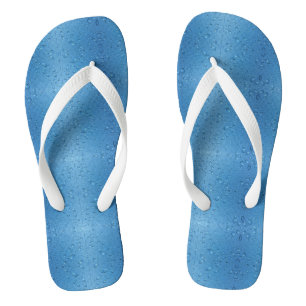 Tongs Gouttes d'eau sur fond de ciel bleu