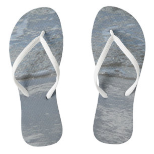 Tongs L'eau sur la plage Photographie Abstraite