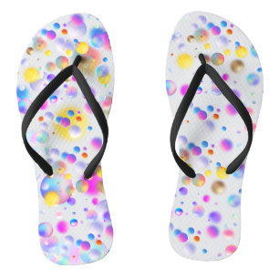 Tongs motif de boules flottantes 3D. BG blanc