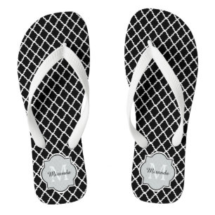 Tongs Noir et blanc moderne Quatrefoil Nom monogramme