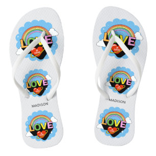 Tongs Nom personnalisé "L'amour est amour"