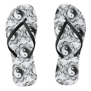 Tongs Symbole Yin & Yang Style de tatouage noir et blanc