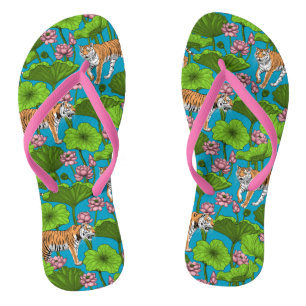 Tongs Tigres dans l'étang rose lotus