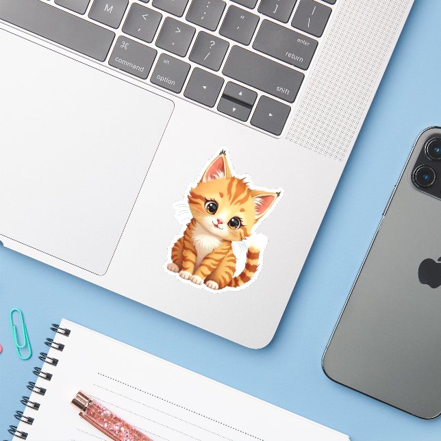 Too Cute to Be Serious – Funny Kitty Sticker (Ordinateur portable avec iPhone)