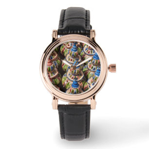 Töpferei zum Verkauf auf dem Markt Armbanduhr