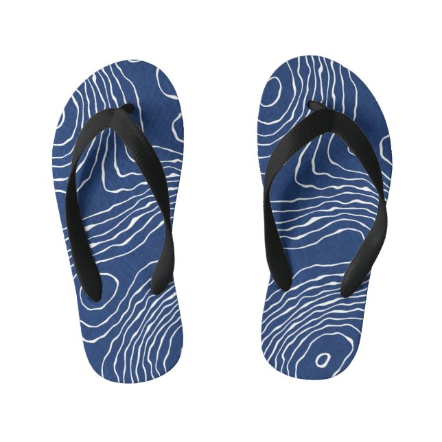Topografischer Bio Druck der Erdlinie. Kinderbadesandalen (Fußbett)