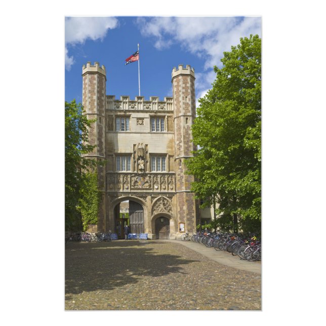 Tor zur Trinity-Uni und Fahrradreihen, Fotodruck (Vorne)