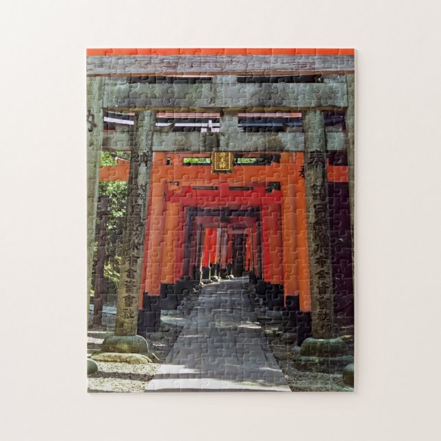 Torii Gates - Kyoto, Japan, Asien (Vertikal)