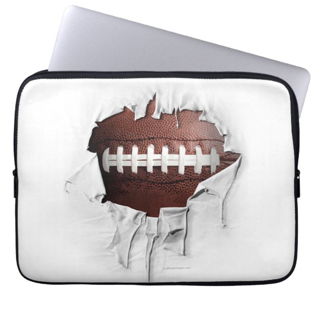Torn Football Laptopschutzhülle (Vorderseite)