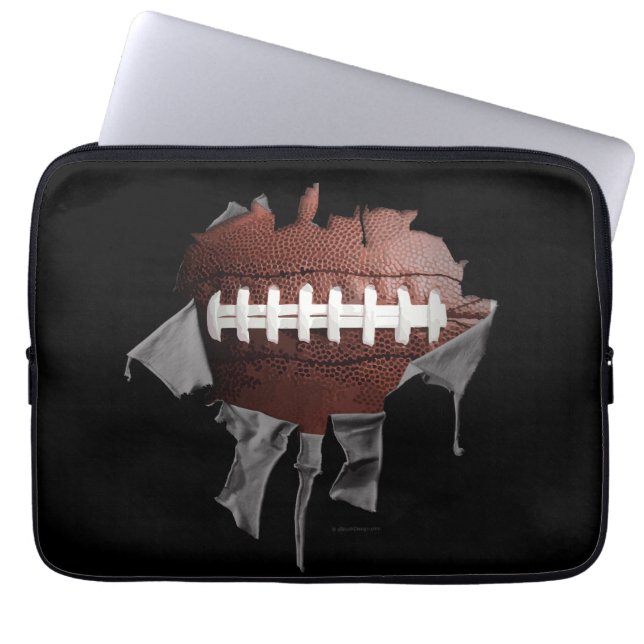 Torn Football Laptopschutzhülle (Vorderseite)
