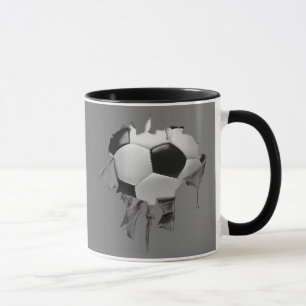 Torn Soccer Ringer Tasse