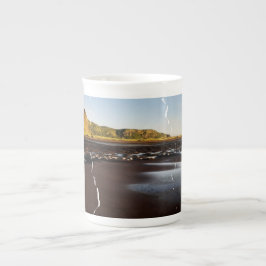 Torn Tryptich Tasman View Knochen China Tasse
