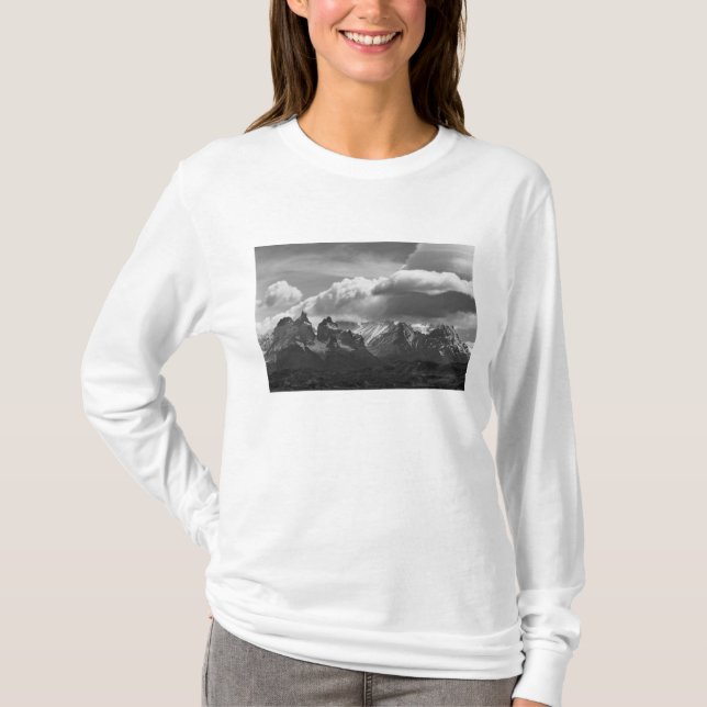 Torres Del Paine Nationalpark, Cuernos und T-Shirt (Vorderseite)
