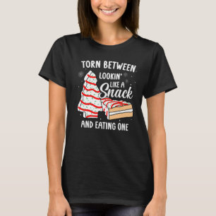 Torte zwischen dem Aussehen wie ein Snack und dem  T-Shirt