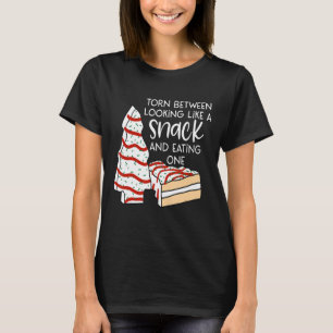 Torte zwischen dem Aussehen wie ein Snack und dem  T-Shirt