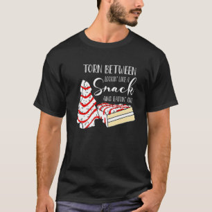 Torte zwischen dem Aussehen wie ein Snack und dem T-Shirt
