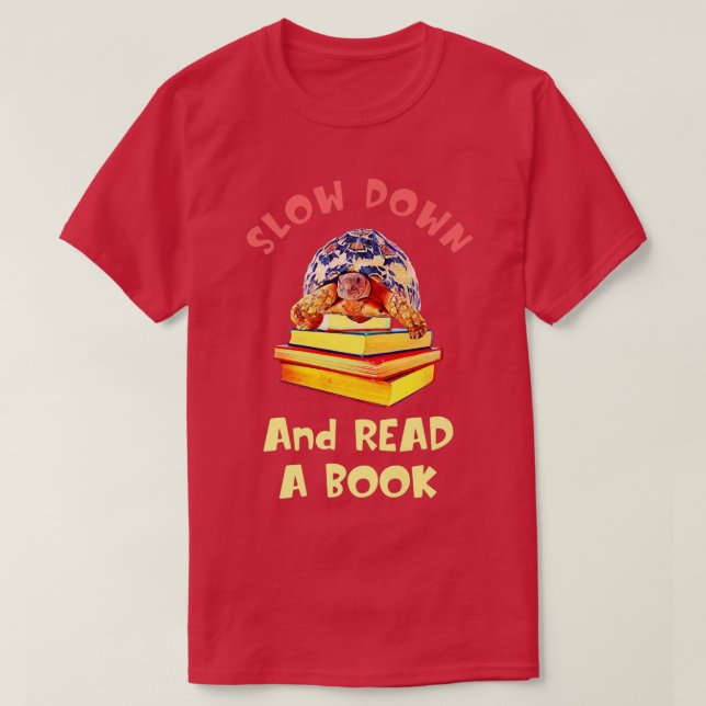 Tortoise langsamer LESEN Sie ein BUCH Reptil Schil T-Shirt (Design vorne)