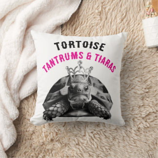 Tortoise Tantrums & Tiaras | Coussin