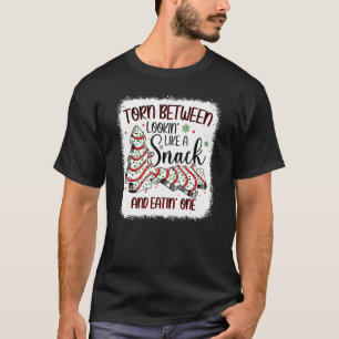 Tortur zwischen dem Aussehen wie ein Snack oder de T-Shirt