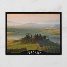 Toskanische Hügellandschaft bei Sonnenaufgang Postkarte