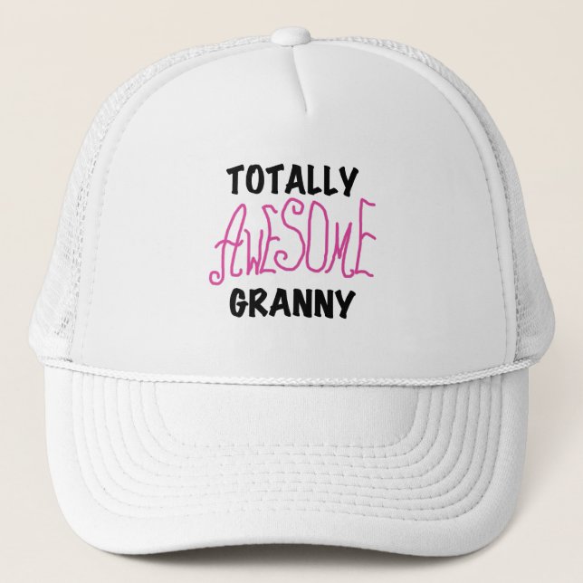 Total fantastische Oma-Rosa-T-Shirts und Geschenke Truckerkappe (Vorderseite)