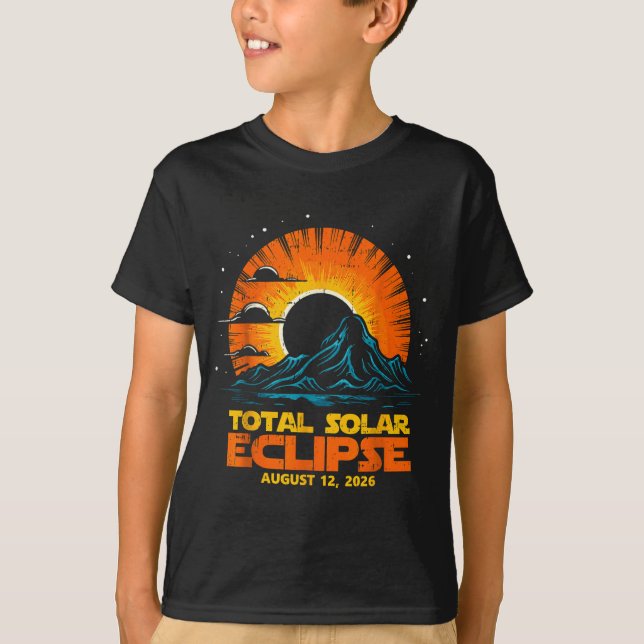Total Solar Eclipse August 12 2026 Artwork T-Shirt (Vorderseite)
