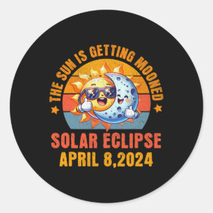 Total Solar Eclipse Chase 2024 Sun gewinnt Mond Runder Aufkleber