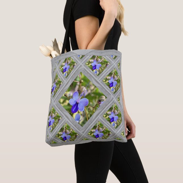 Totbeutel mit Blue Butterfly Bush Blume Tasche (Von Nahem)