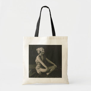 Tote Bag Aimez une pauvre femme de ménage assise Jambes cro