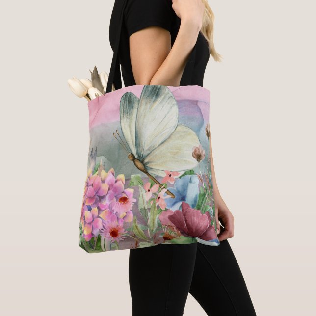 Tote Bag Baisers aux papillons colorés entre Fleurs sauvage (De près)