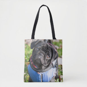 Tote Bag Chiot noir de carlin utilisant une veste