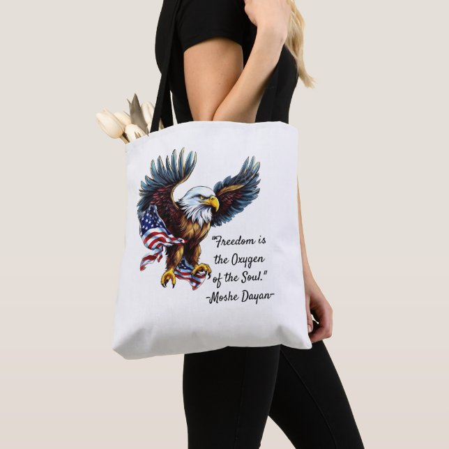Tote Bag Citation "Liberté" avec American Eagle et drapeau (De près)