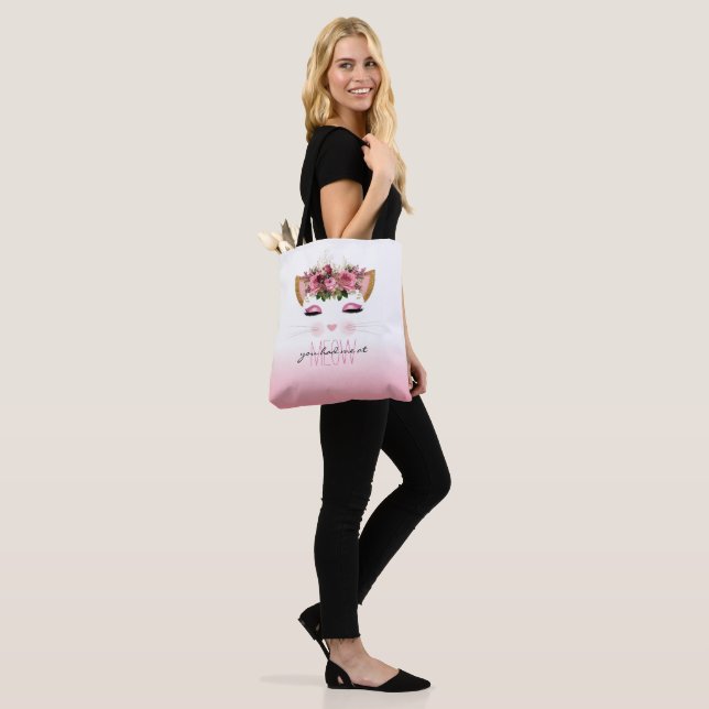 Tote Bag Cuisine florale de chats rose ombre (Sur le modèle)