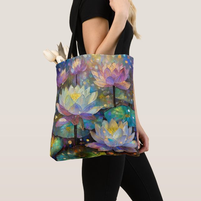 Tote Bag Delicate Lotus Flowers Blossoming in the Snow (De près)