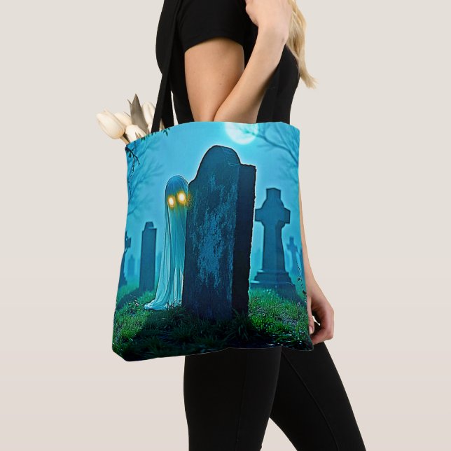 Tote Bag Eerie Glimpse du fantôme du cimetière (De près)