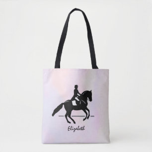 Tote Bag Elégant cavalier de Dressage sur un Arrière - plan