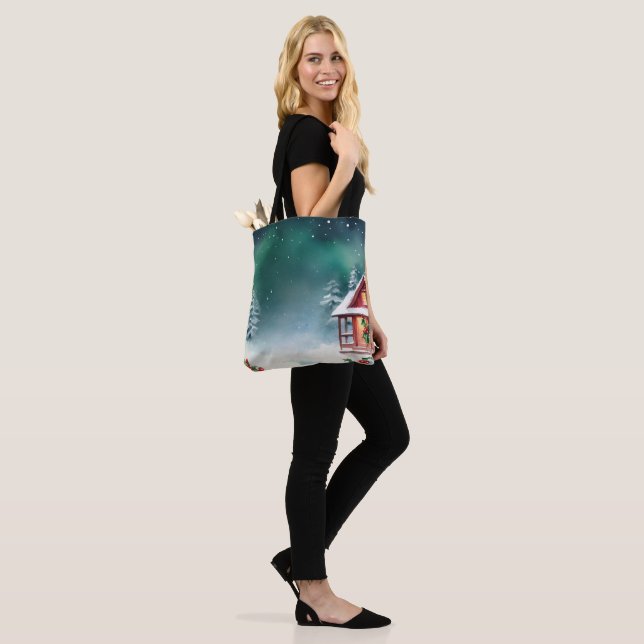 Tote Bag Elégant rouge Neige joyeux sapin de Noël (Sur le modèle)