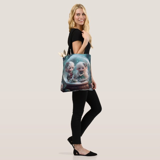 Tote Bag Elf Snowglobe (Sur le modèle)