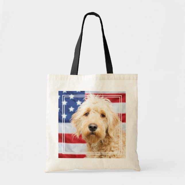 Tote Bag Goldendoodle avec drapeau américain (Devant)