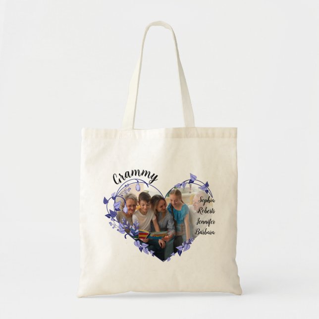 Tote Bag Grammy coeur de fleurs avec petits-enfants Nom et  (Devant)