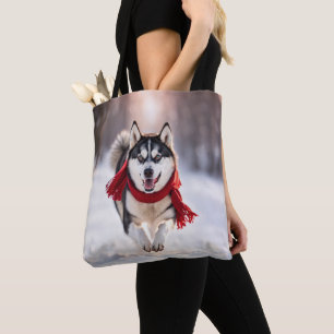 Tote Bag Husky courant portant une écharpe rouge