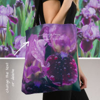 Iris pourpre après pluie