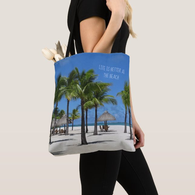 Tote Bag La vie est meilleure à la plage (De près)
