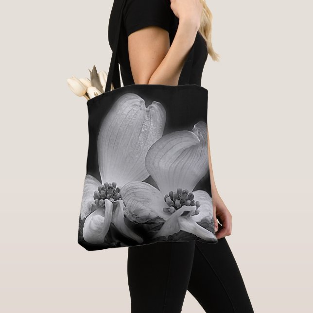 Tote Bag Le Dogwood Fleurit En Noir Et Blanc (De près)