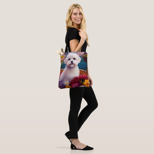 Tote Bag Maltais à la pagaie : une aventure Pittoresque (Sur le modèle)
