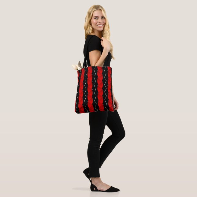 Tote Bag Motif rouge et noir, inspiration tendance (Sur le modèle)