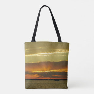 Tote Bag Naviguer dans le coucher de soleil