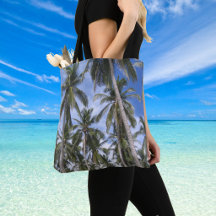 Palmier tropical. Femmes