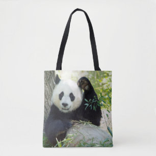 Tote Bag Panda géant se reposant contre l'arbre