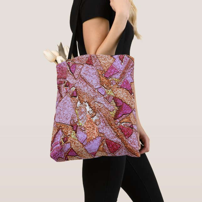 Tote Bag Roche volcanique peinte en lilas rose (De près)